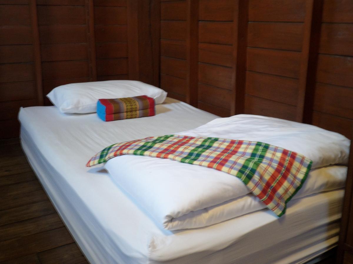 Baanwealaa Guesthouse (Adults Only) Чиангмай Экстерьер фото